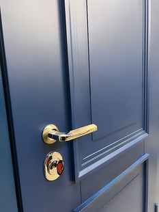 Внешняя панель